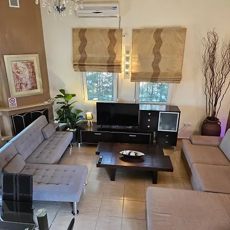 Paralia Ofriniou Beautiful House