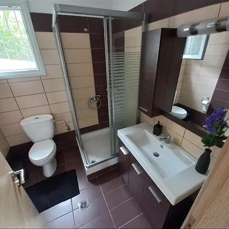 Paralia Ofriniou Beautiful House *