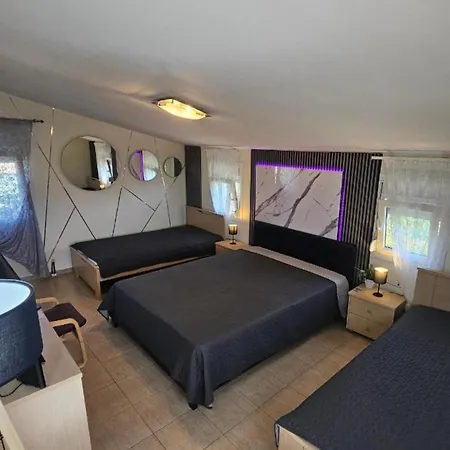Paralia Ofriniou Beautiful House 别墅 *