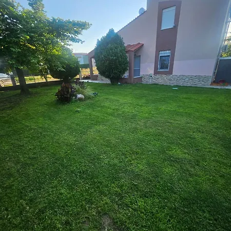 Paralia Ofriniou Beautiful House Karianí