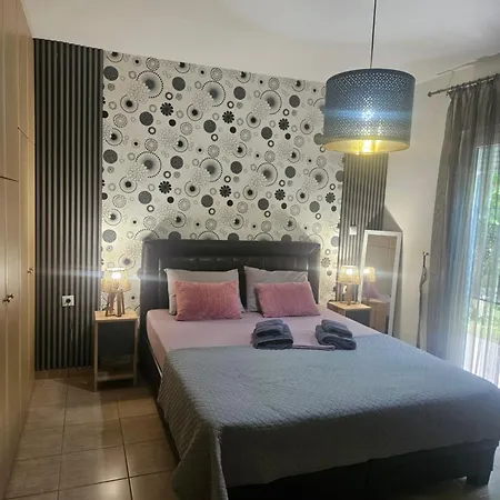 Paralia Ofriniou Beautiful House