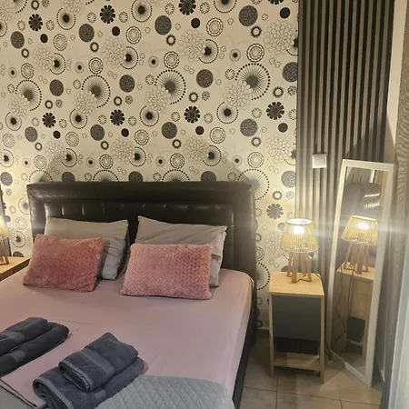 Paralia Ofriniou Beautiful House 别墅 Karianí