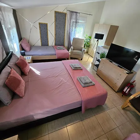 Paralia Ofriniou Beautiful House * Karianí