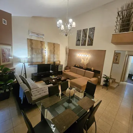 Paralia Ofriniou Beautiful House 别墅