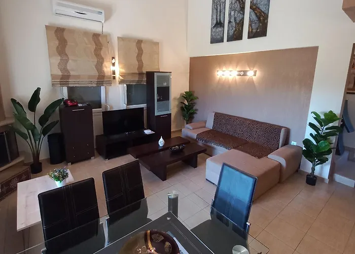 Paralia Ofriniou Beautiful House Villa *