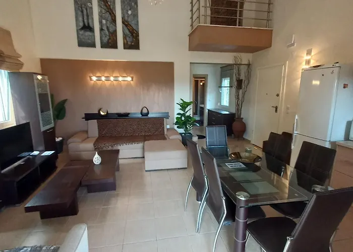Paralia Ofriniou Beautiful House * Karianí